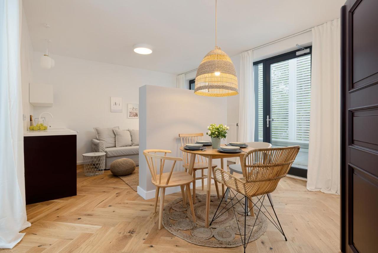 Lovesea Apartments Rewal Buitenkant foto