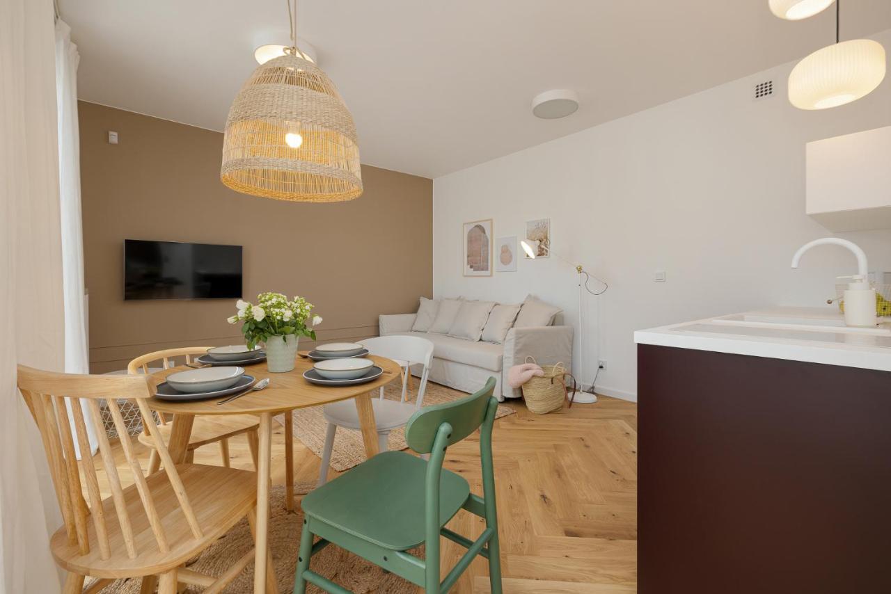 Lovesea Apartments Rewal Buitenkant foto
